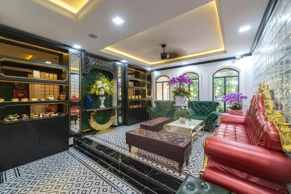 Dancentre Airport Stays - Vyvy Hotel