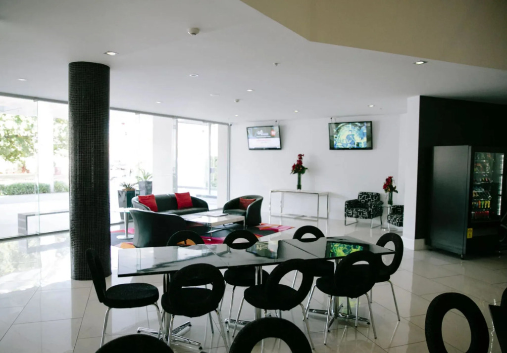 Adina Serviced Apartments Canberra Dickson