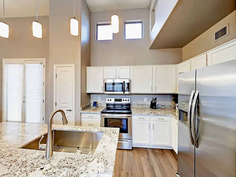 15221 Clubgate Drive Condo Unit 2104 1 Bedroom 1.5 Bathroom Condo