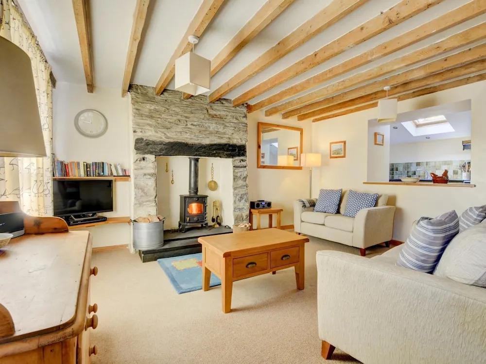 Cosy holiday home in Penrhyndeudraeth with Terrace