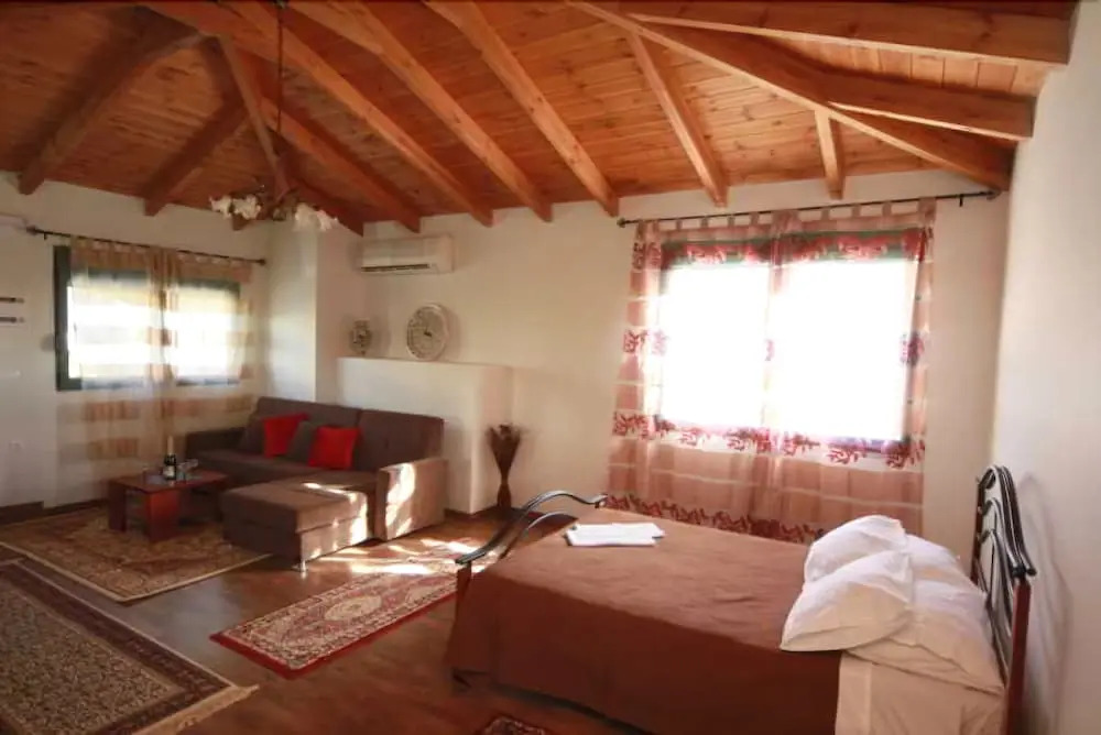 Fotini House