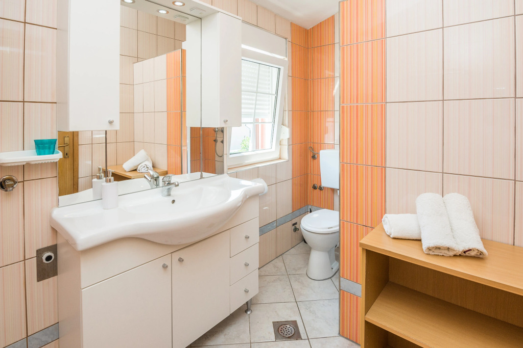Seaview Apartment Varga 3
