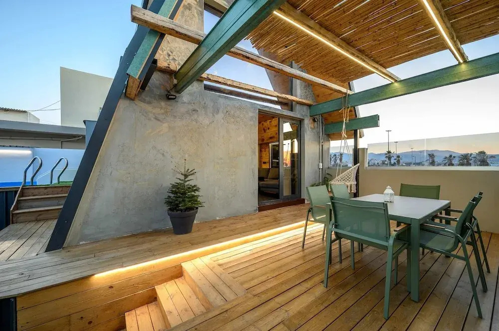 A-Home Villa, Private Pool & Jetted Tub Oasis