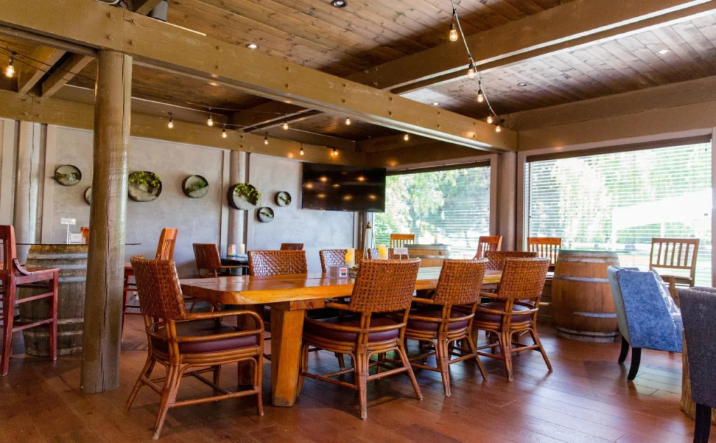 Wapato Point Resort