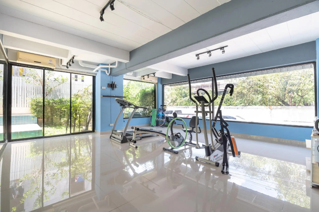 OYO 427 Chill Apartment (Vaccinated Staff)