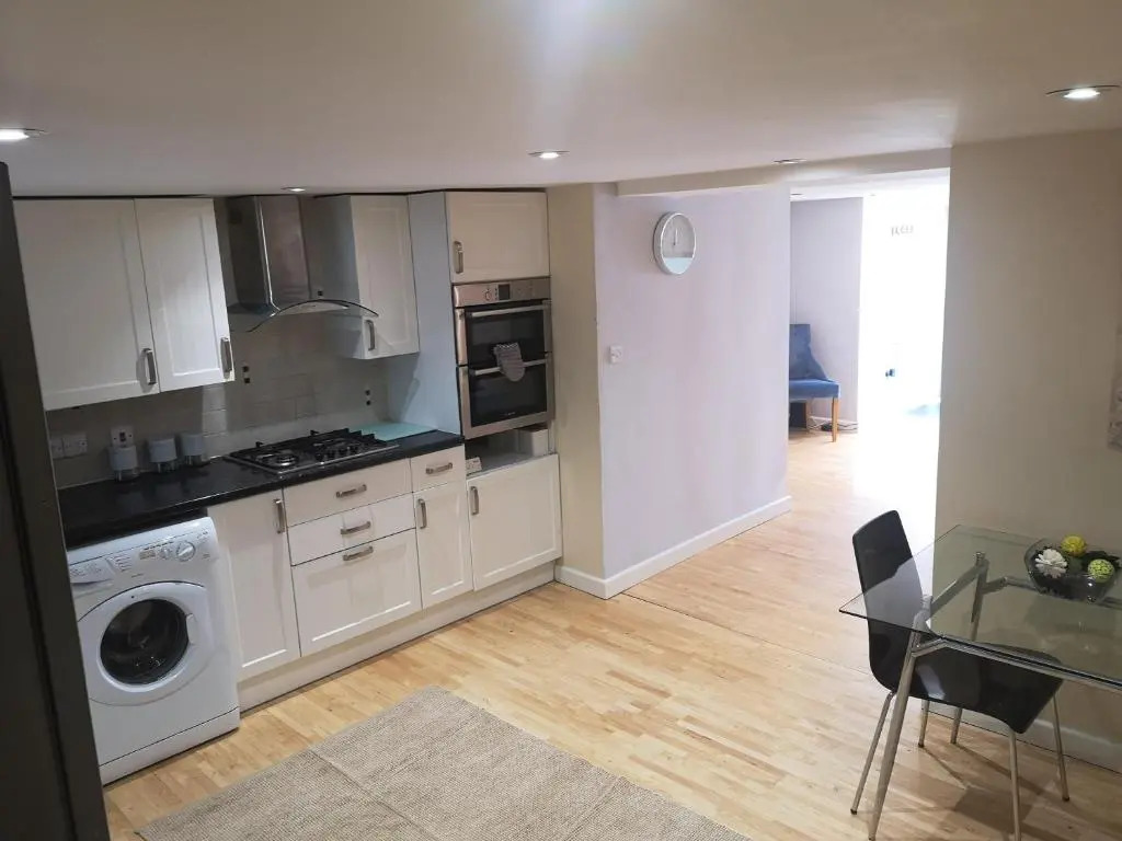 High gables Apartment 1