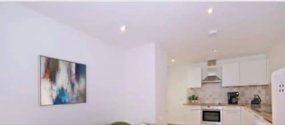 Heart Of Aberdeen City Centre 3 Bedrooms Apartment