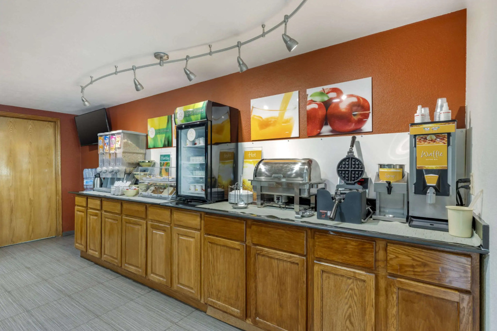 Quality Inn & Suites Lincoln South