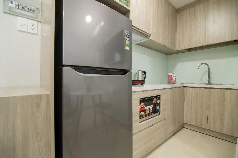 RedDoorz Premium near E-Town 3