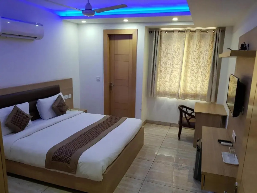 BlueNeck Sec 47 near Medanta -The Medicity' Gurugram