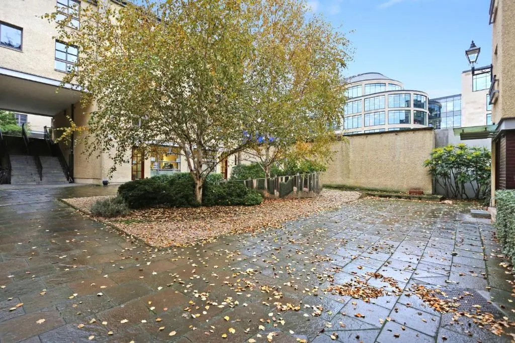 ALTIDO 2BR Apartment with Free Parking, near The Royal Mile