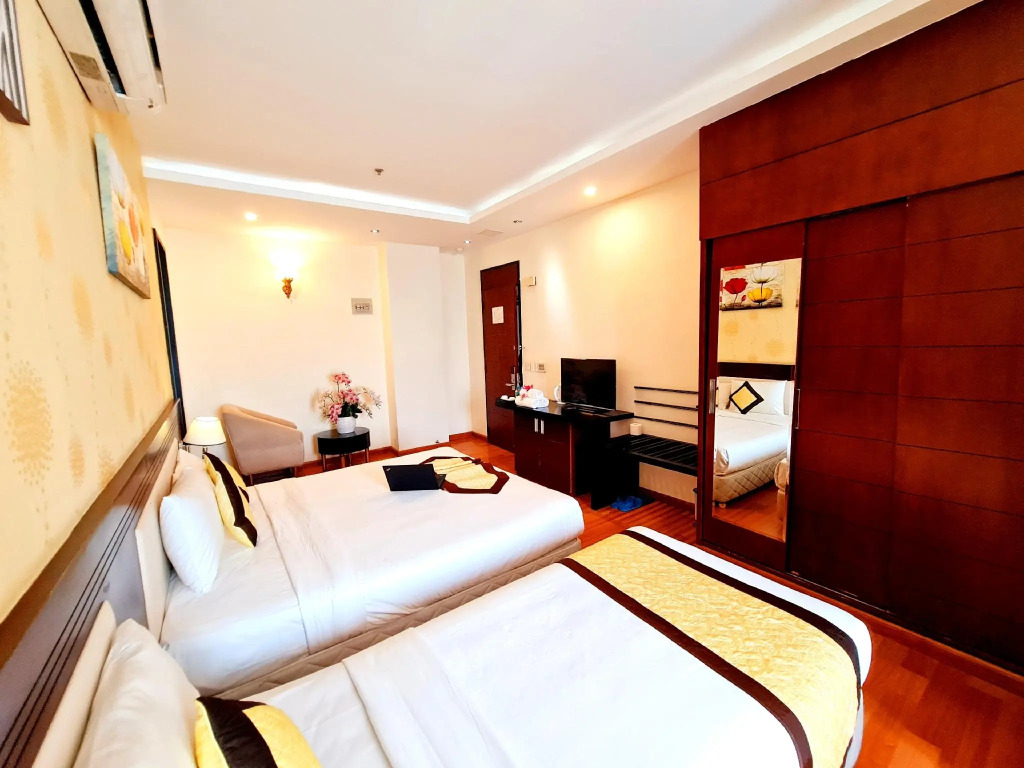 Happy Life Hotel District 7 Gần SECC