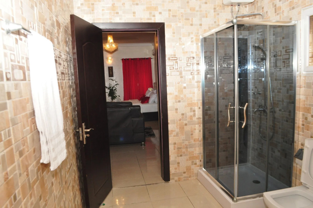 J Gibson Hotel