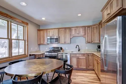 Main Street Retreat Apartment