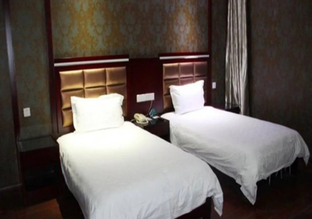 Greentree Inn Hubei Wuhan High Speed Rail Station Express Hotel