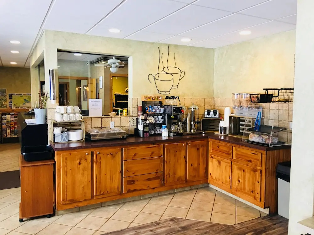 Boulder Creek Inn