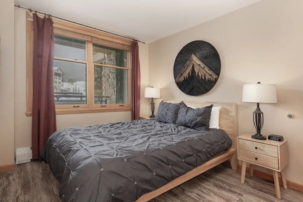 Premium Unit 2216 - One Bedroom - Zephyr Mountain Lodge 1 Condo