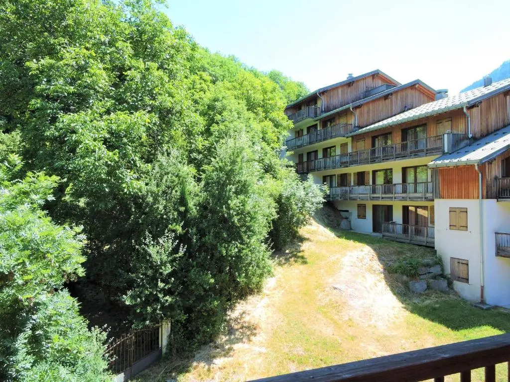 Le Hameau SPA & PISCINE appartement 3 pieces 6pers by Alpvision Residences