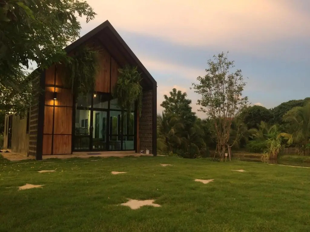 Golden Palm Resort