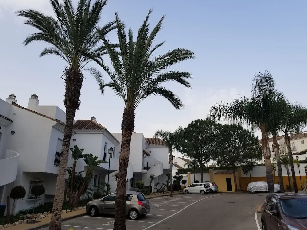 Villa Aries