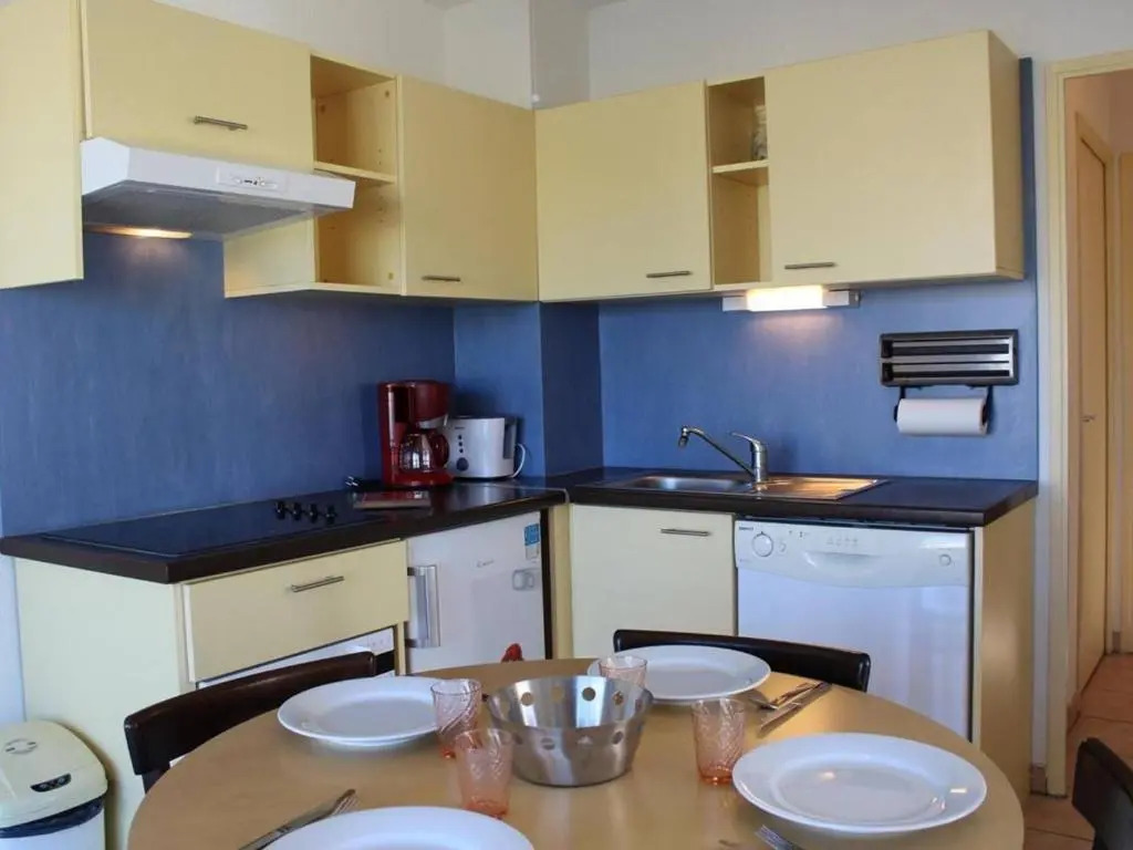 Appartement Gruissan, 2 pièces, 4 personnes - FR-1-229-548