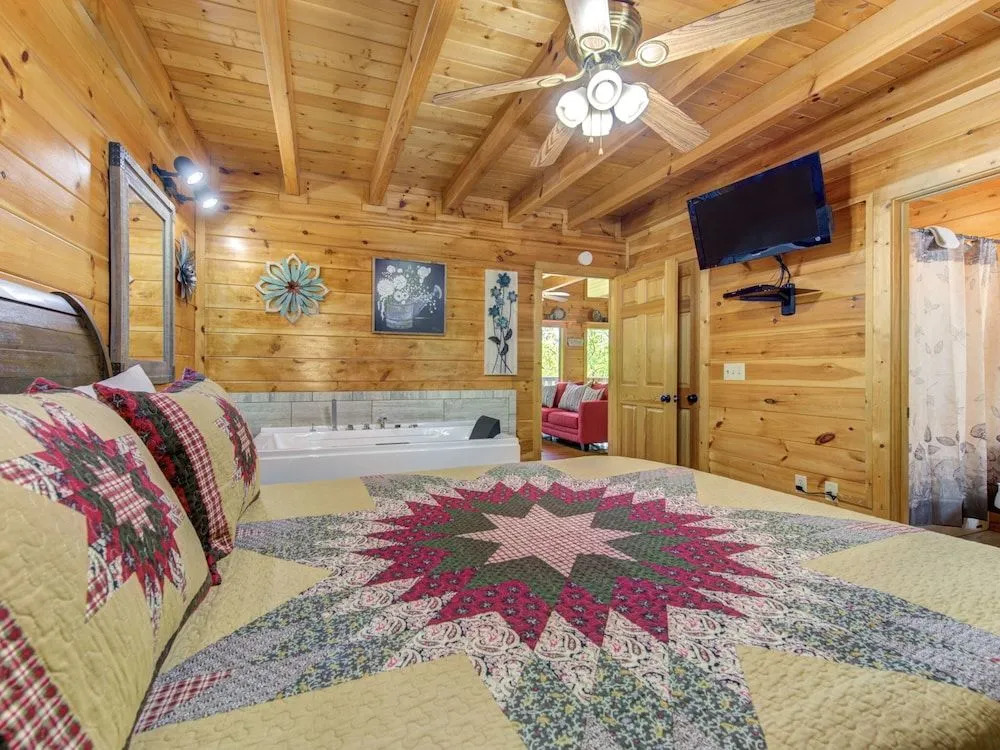 Macys Hideaway