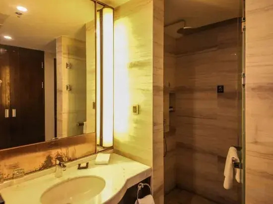 Natural Tianchen·Lotus Grand Hotel