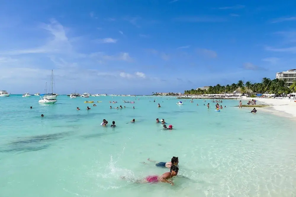 Charming 2 bedroom Apartment within Bahia Principe Resort