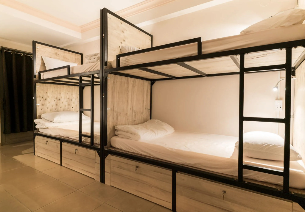 Alleyway Hostel