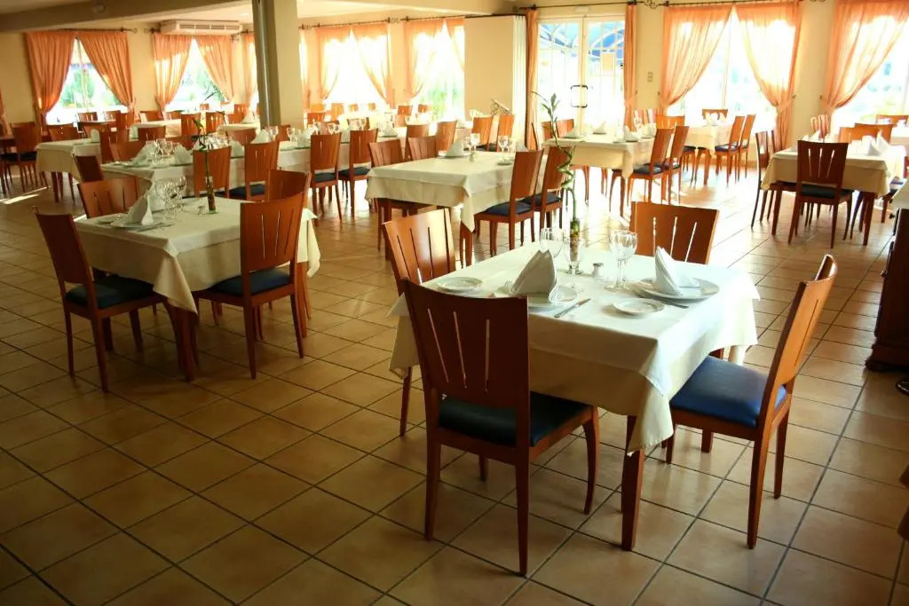 Hotel Ayamontino