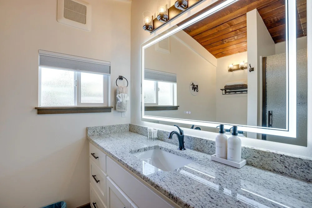 Birch Bay Vacation Home, Close to Beachfront Parks