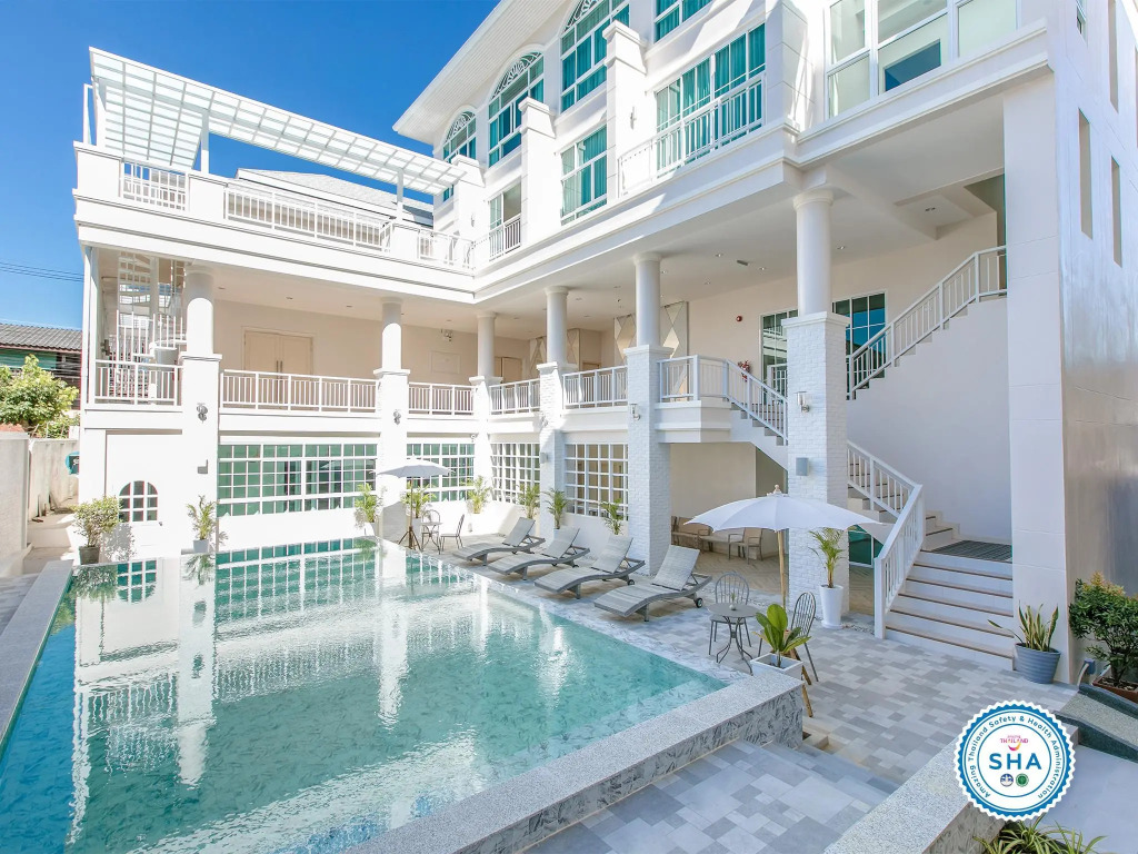 De Hug Hotel & Residence