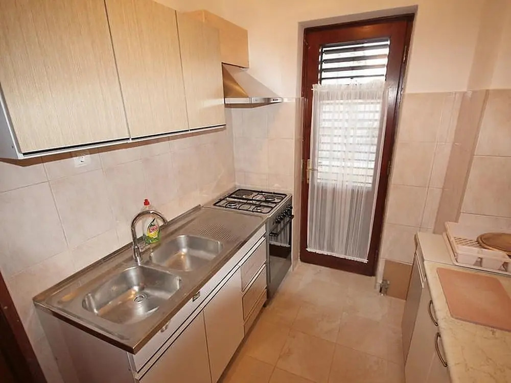 Comfortable Apartment, Close to the Beach