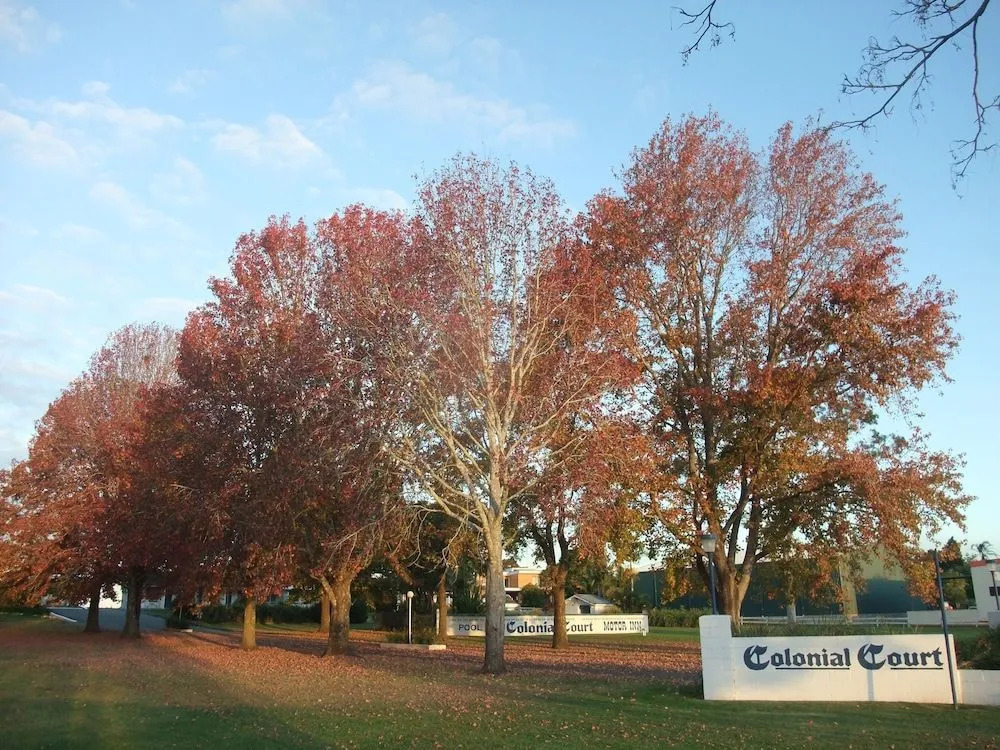 Colonial Court Motor Inn