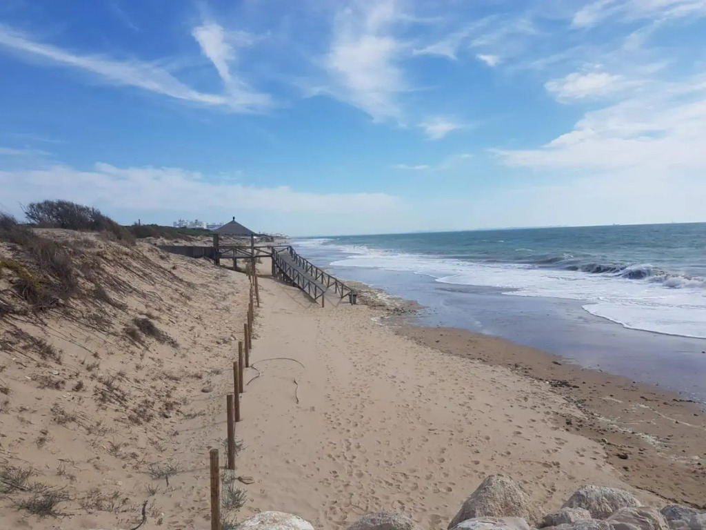 La Costilla centro y playa