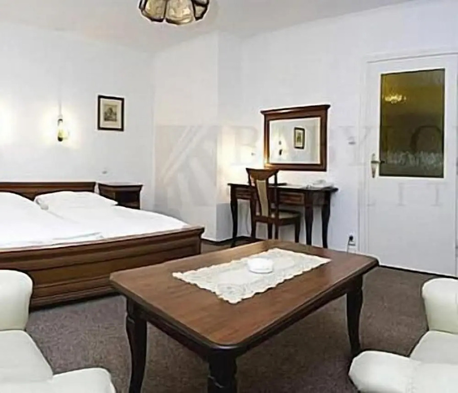 Hotel Excellent