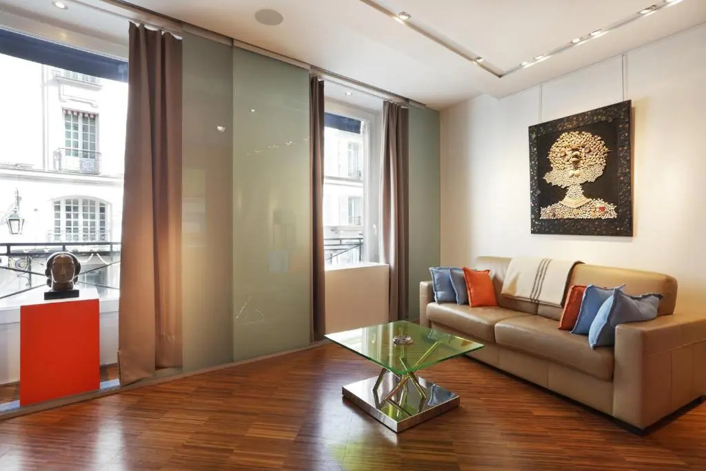Matignon Terrace Apartment