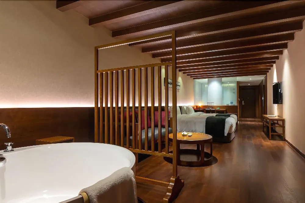 Ginlanjia Yuhuang Mountains Hotel