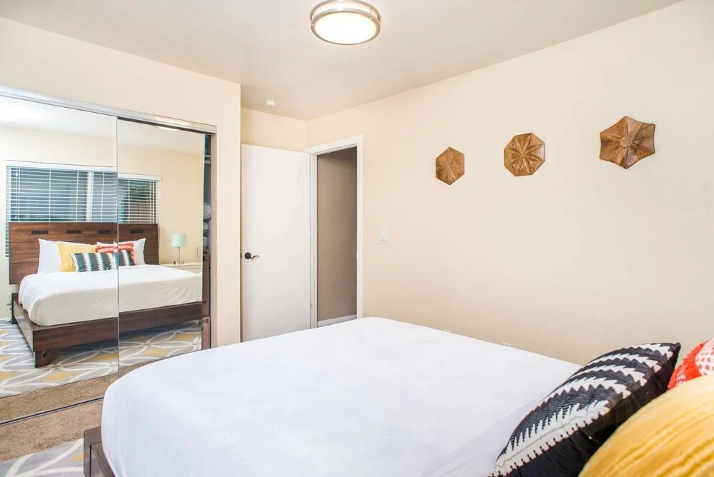 Wonderful 3br/2ba Home in Mission Beach by Domio