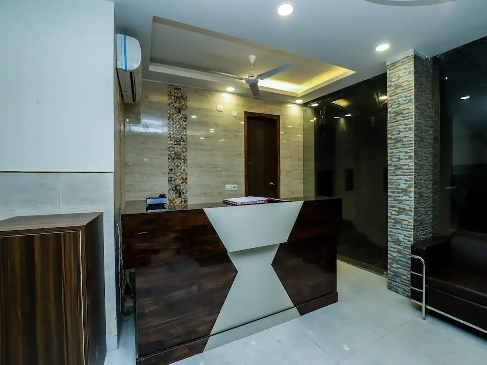 OYO 23466 Hotel Planet