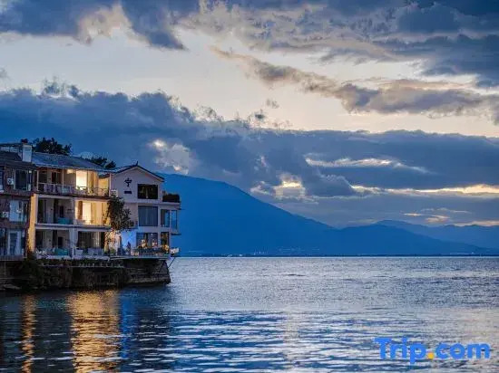 Saint Thomas Mansion Sea View Resort Hotel (Double Corridor Waterfront Store)