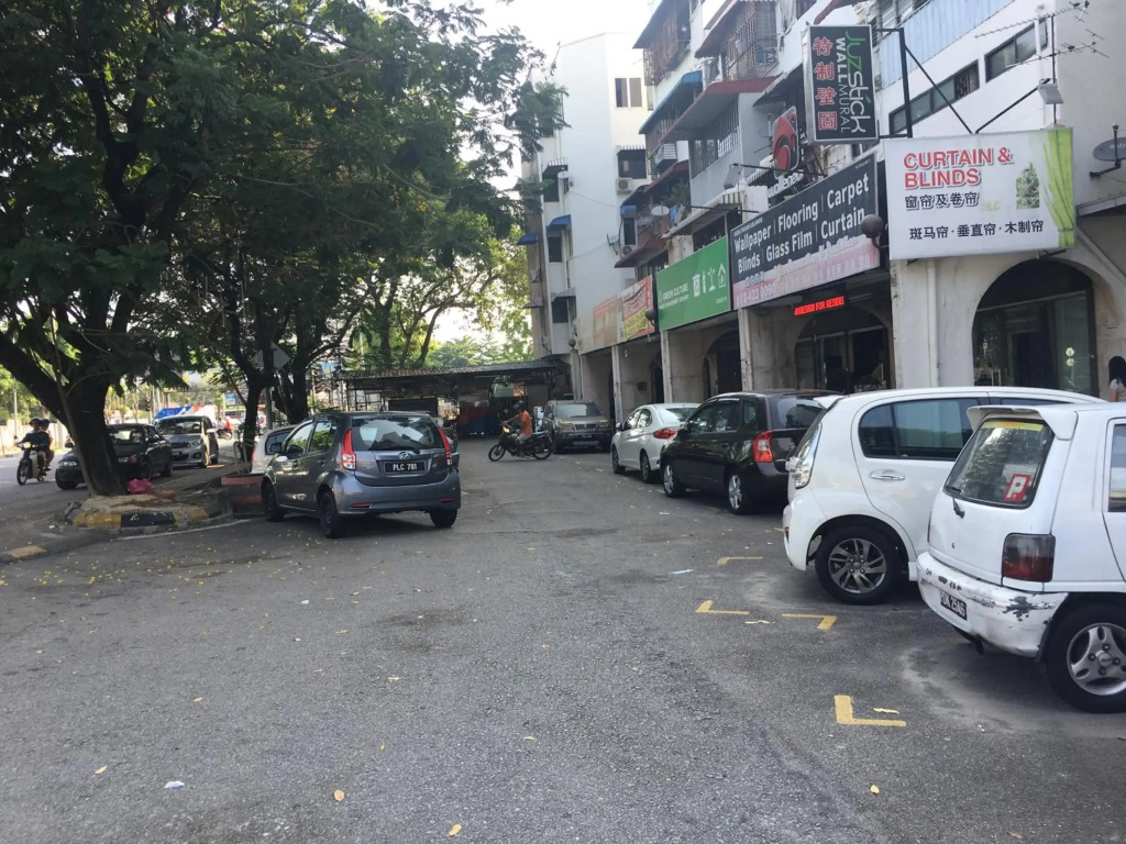 Macallum Budget Muslim Homestay