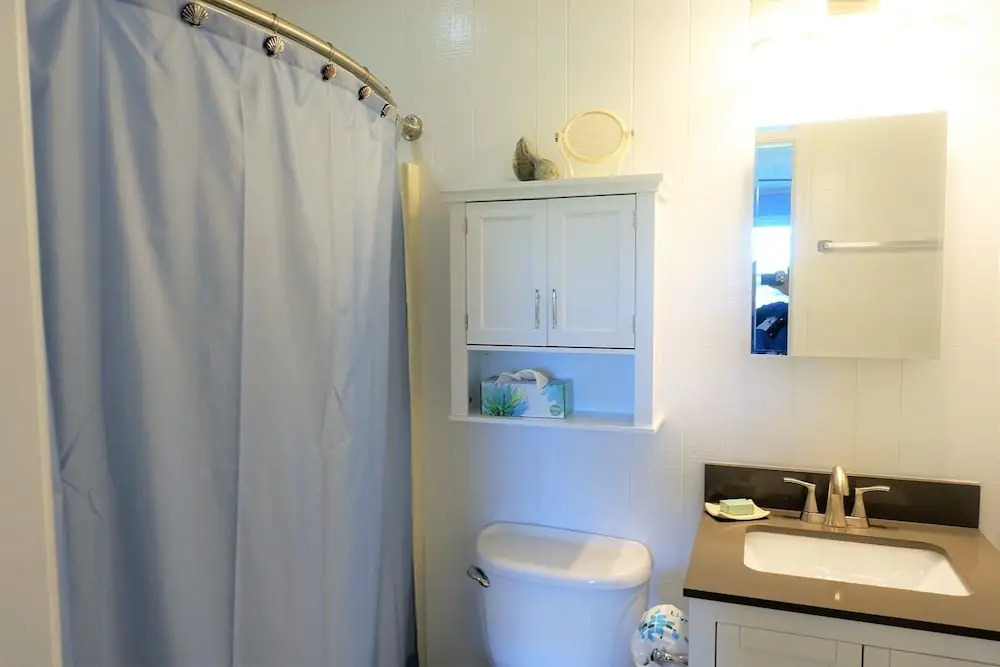 Enoch's Hideaway at Ocracoke - 3 Br Home