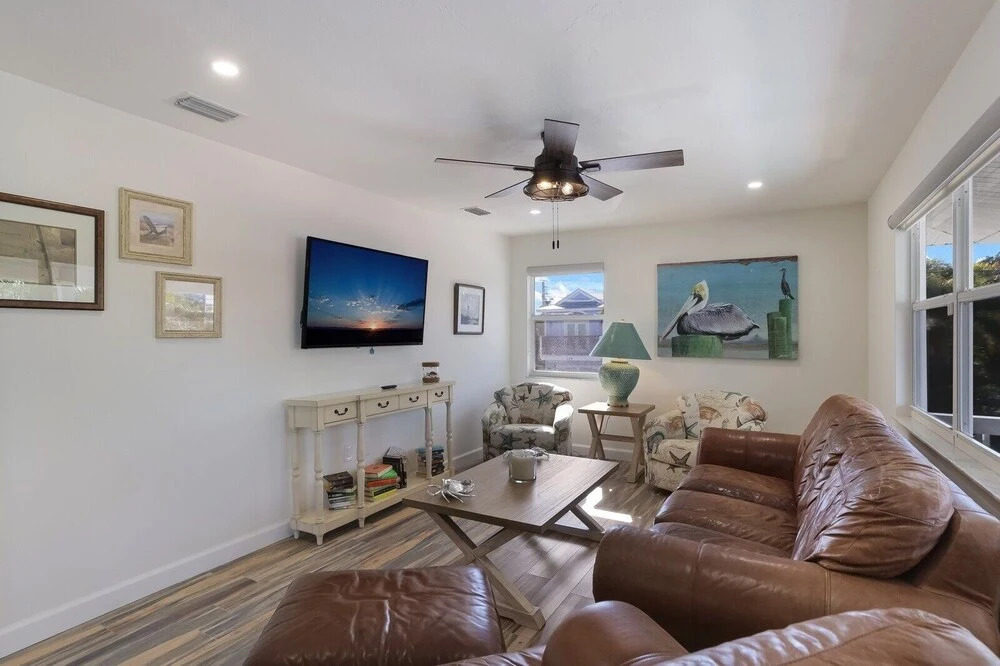 Surf Riders 4 Bedroom Home