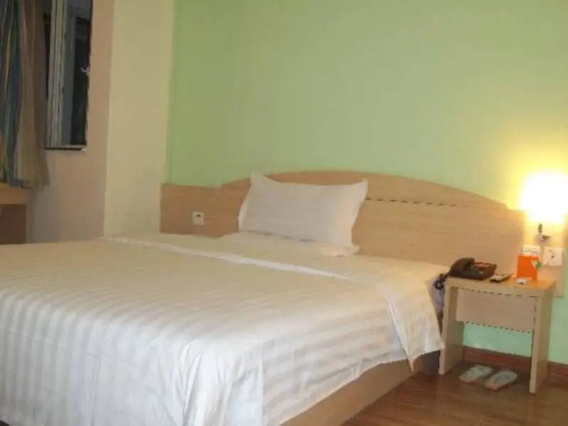 7 Days Inn Fuzhou Taijiang Walking Street Branch