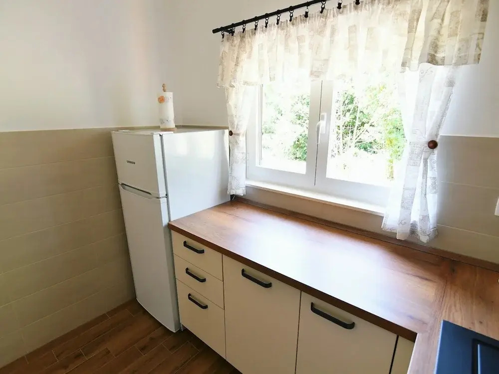 Charming Holiday Home With Terrace and Garden - One Bedroom Holiday Home
