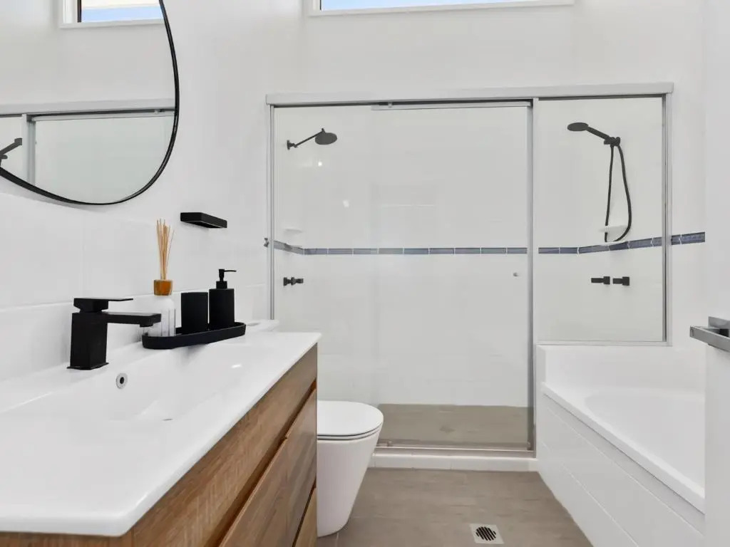 Coastal Soul - Pet Friendly, Family Entertainer with Pool