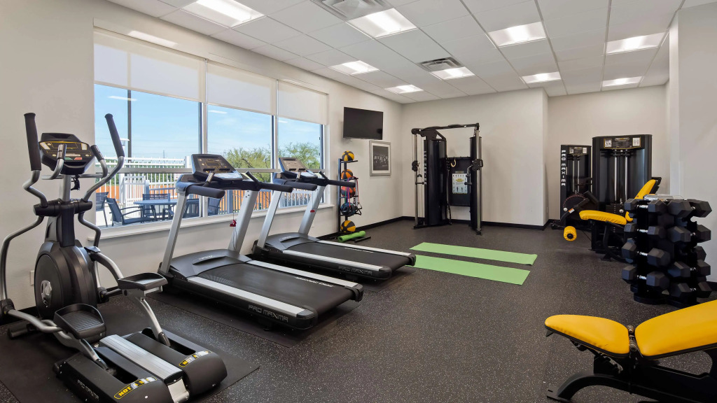 Best Western Plus Roland Inn & Suites