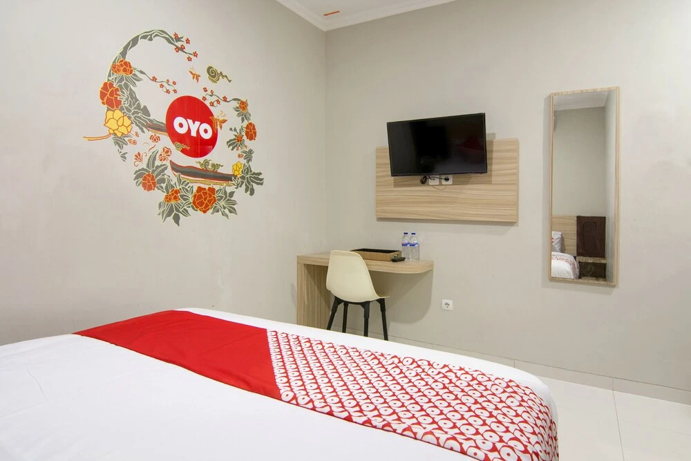 Stay At H by OYO Rooms