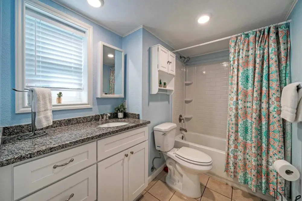 15 Condos, Sleeps 96 w/ Pools & Beach Access Island Retreat by Avantstay